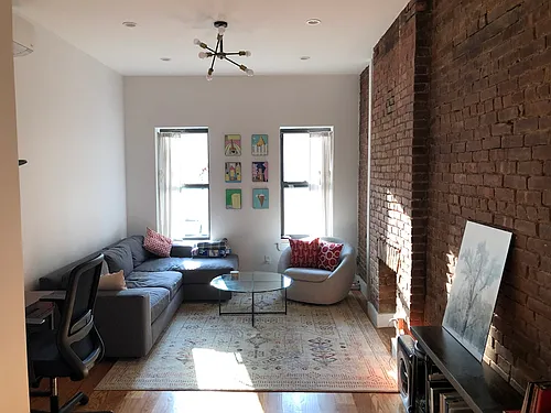 577 Vanderbilt Ave #3R Photo 1