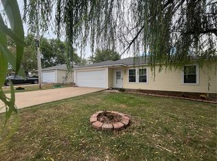 22023 Annette Dr, Siloam Springs, AR 72761