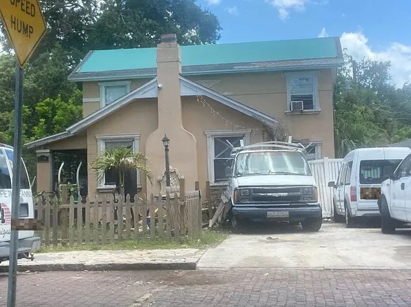 950 9th Ave S, Saint Petersburg, FL 33705