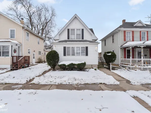 276 W 2nd St, Manteno, IL 60950