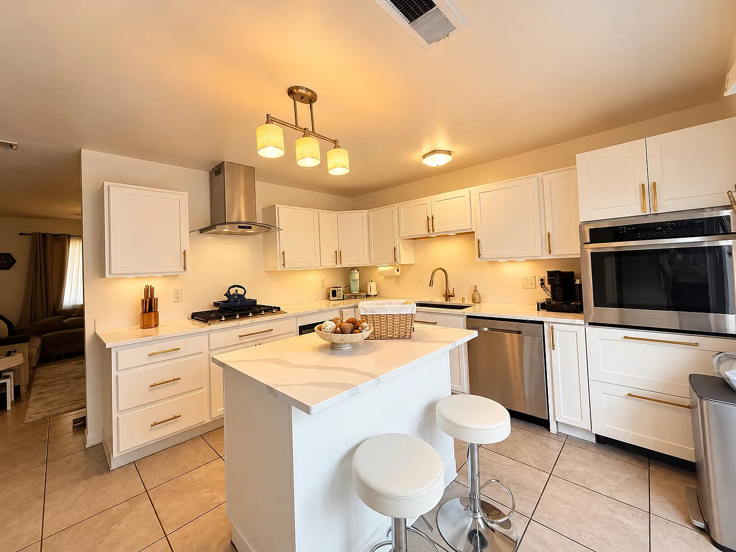9146 Hendrix Rd NE — Photo 4