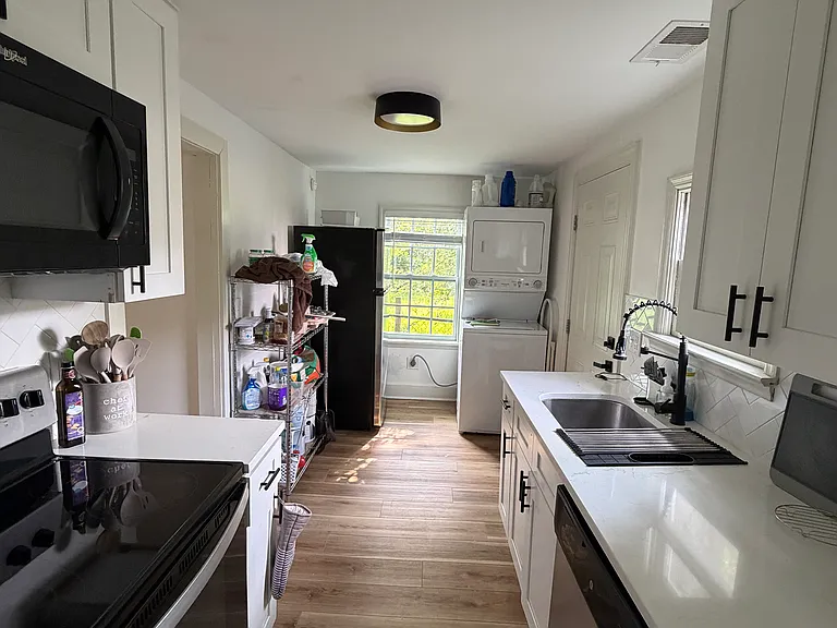 2034 Beech Ave — Photo 16