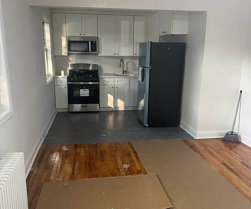 67-23 Cloverdale Blvd #2