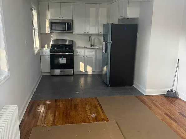 67-23 Cloverdale Blvd #2, Oakland Gardens, NY 11364