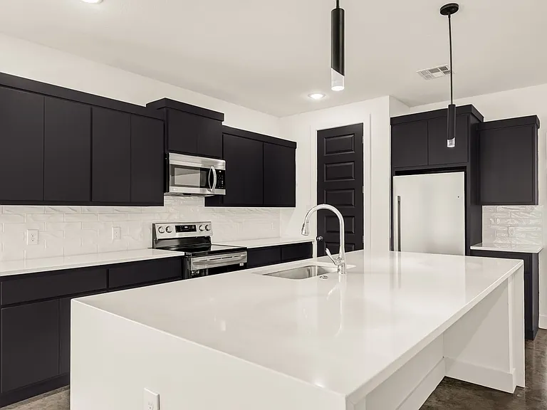 3003 Alpha Wolf Ct — Photo 9