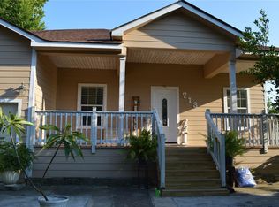 713 Denby St, Baytown, TX 77520