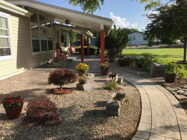 821 James Dr, Hamilton, MT 59840