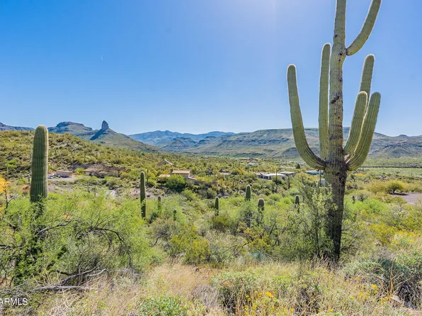 32675 S SHADOW MOUNTAIN Road #23, Black Canyon City, AZ 85324