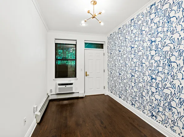 5 Mount Morris Park West image 10 of 12