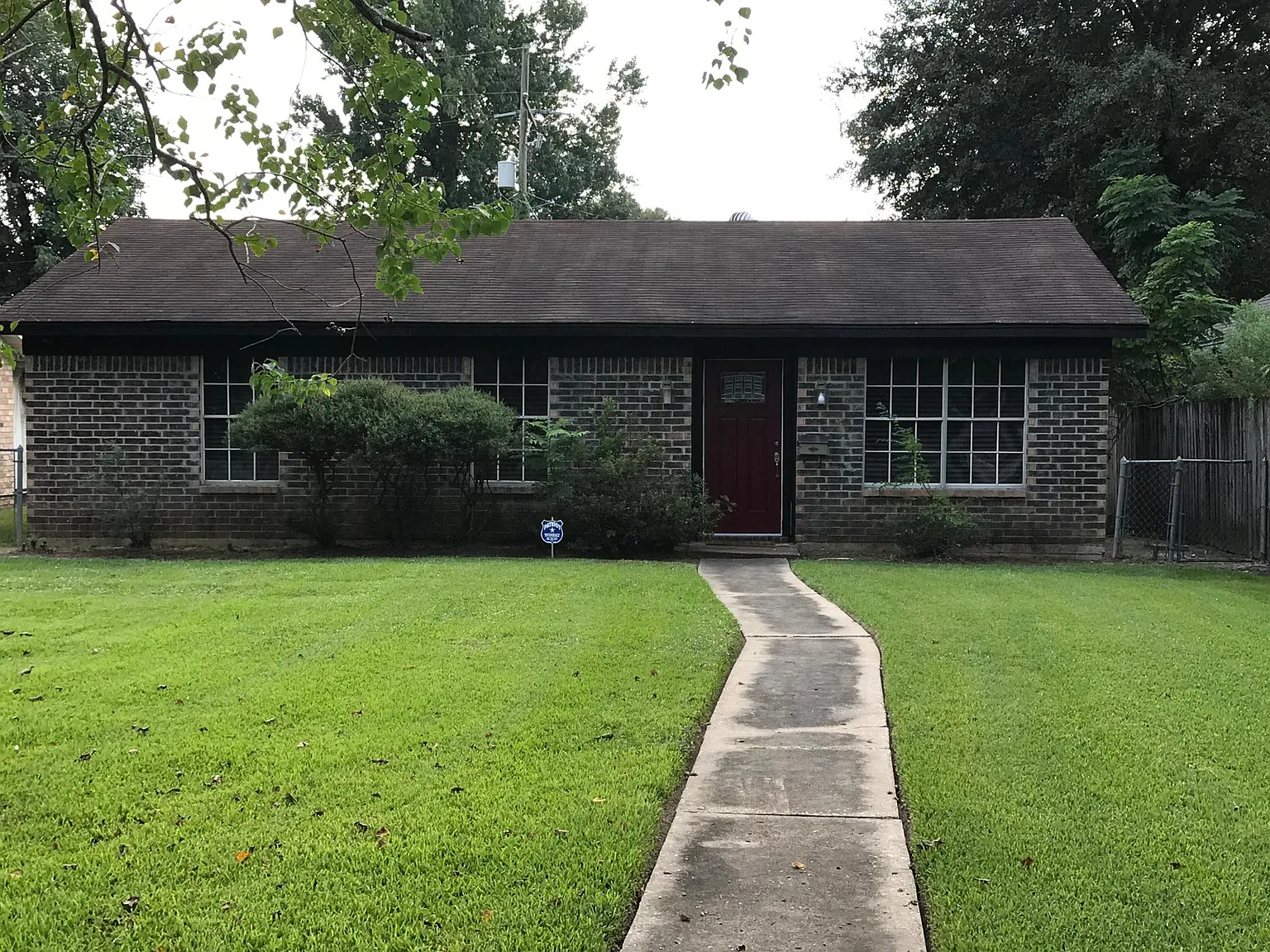Gladys Ave, Beaumont — Photo 3