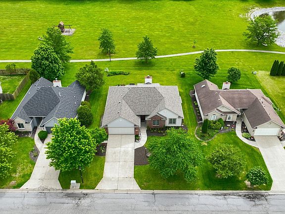 5th image of 921 Autumn Ridge Ln