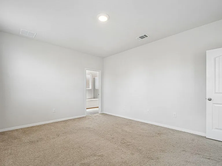 405 Mais Dr — Photo 9
