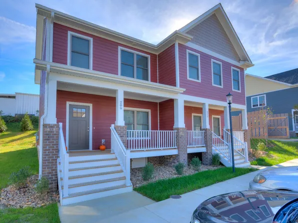 214 Uptown Trl, Blacksburg, VA 24060