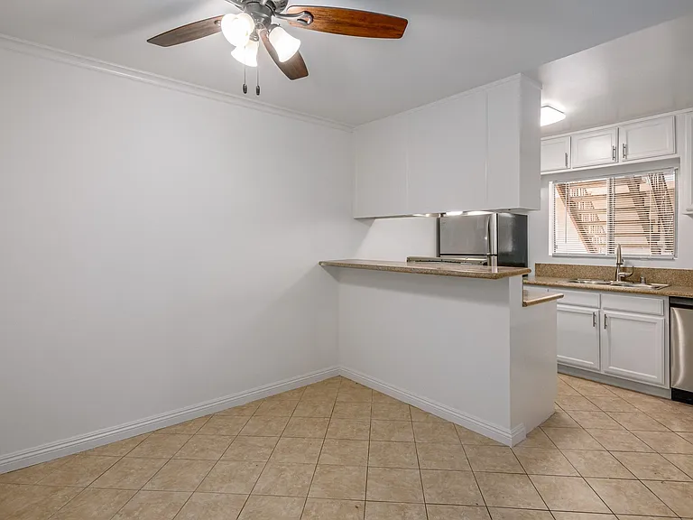 4000 Sequoia St #2 — Photo 12