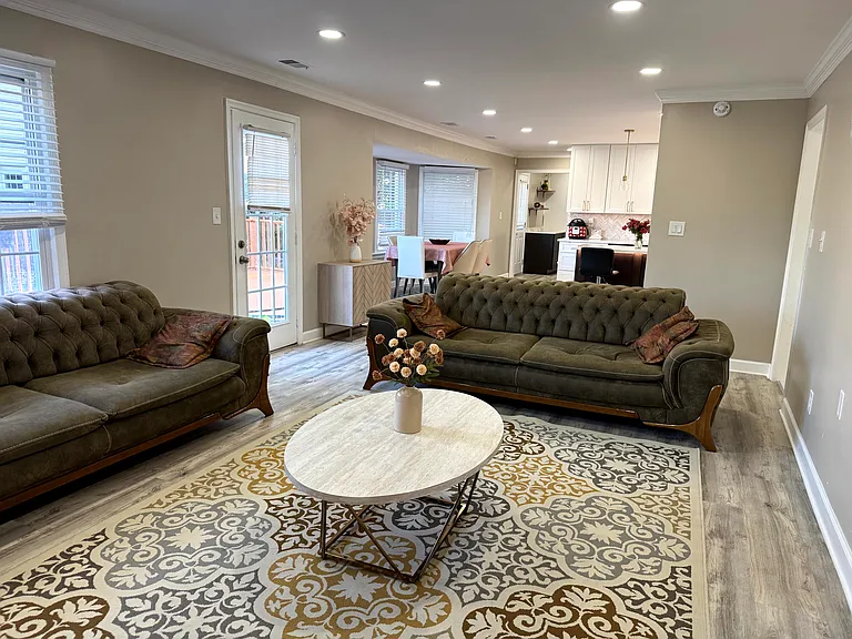 1609 Emmerton Ct — Photo 38