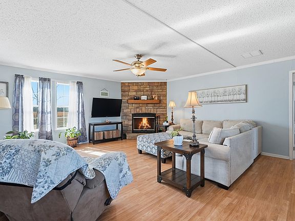 5th image of 174 Harlan Rd