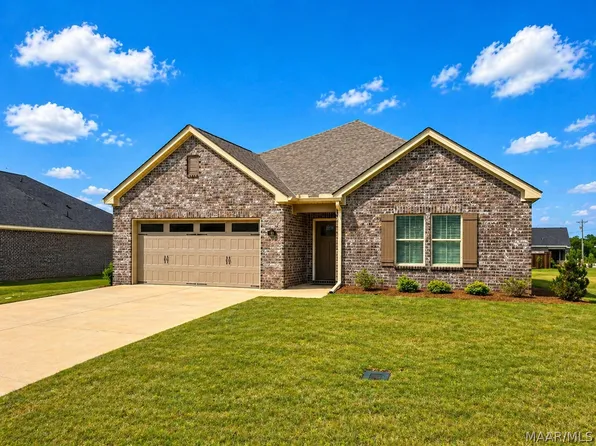 24 Pedric Dr, Wetumpka, AL 36093