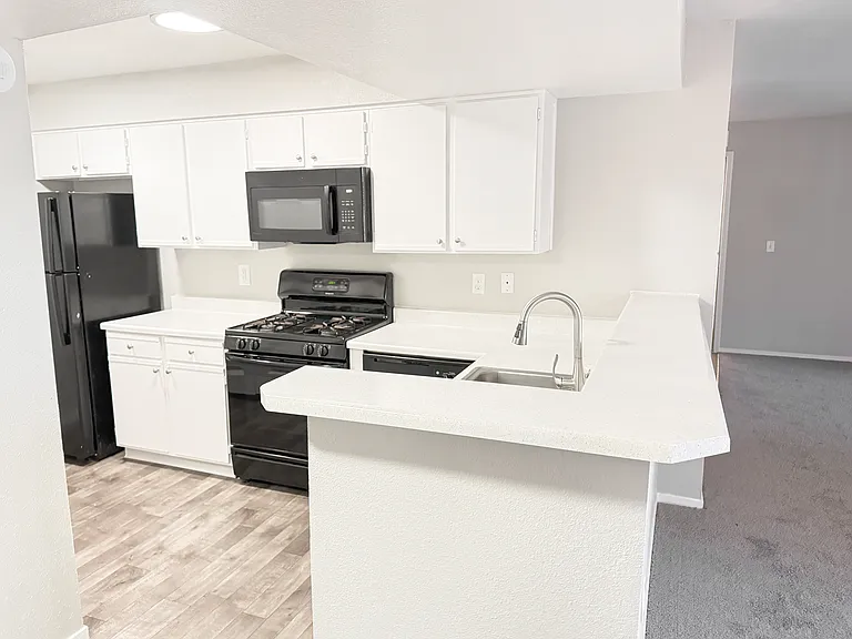 Violet (2 bedroom) Kitchen.