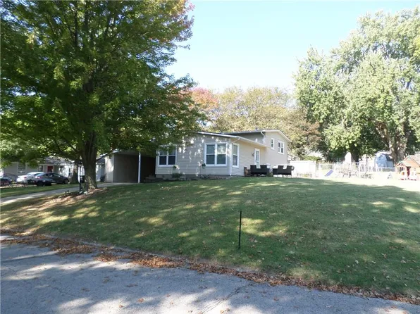 301 Greentree Rd, Atchison, KS 66002