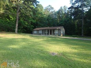 4565 Stonewall Tell Rd, Atlanta, GA 30349