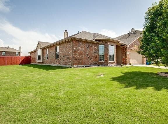 2nd image of 256 Willowlake Dr