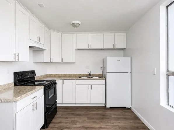 279 Moss St Unit 28, Chula Vista, CA 91911