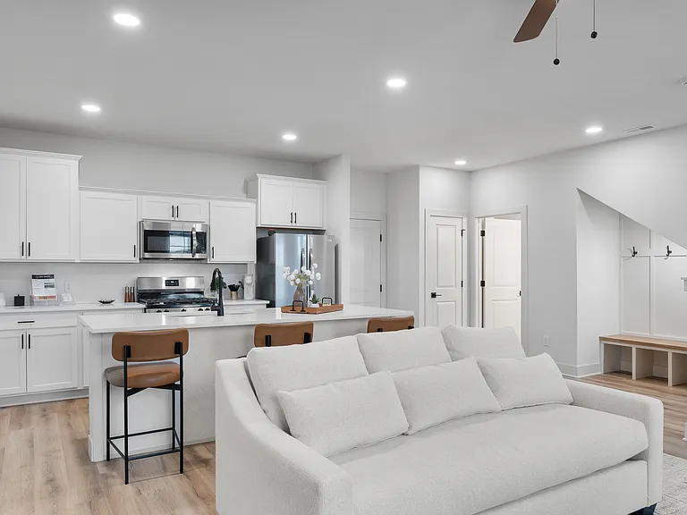 Living-Room / Kitchen