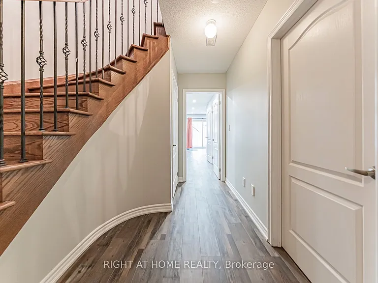 2409 Presquile Dr — Photo 25