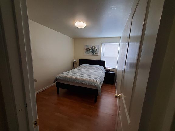 4th image of 264 88th St