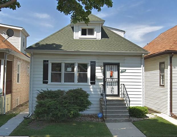 1st image of 2940 N Moody Ave