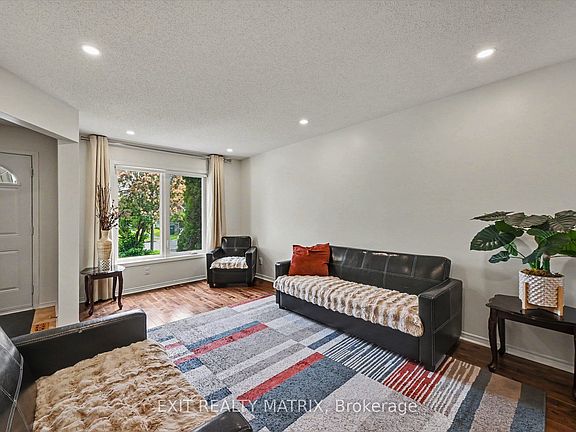 5th image of 627 Chenier Way