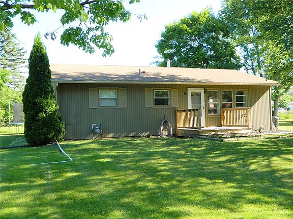 2nd image of 6 Rodney Dr