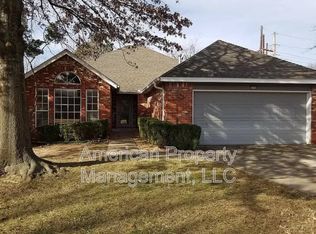 7704 S Hudson Ave, Tulsa, OK 74136