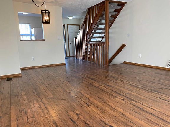 3rd image of 7276 Donovan Dr #72C