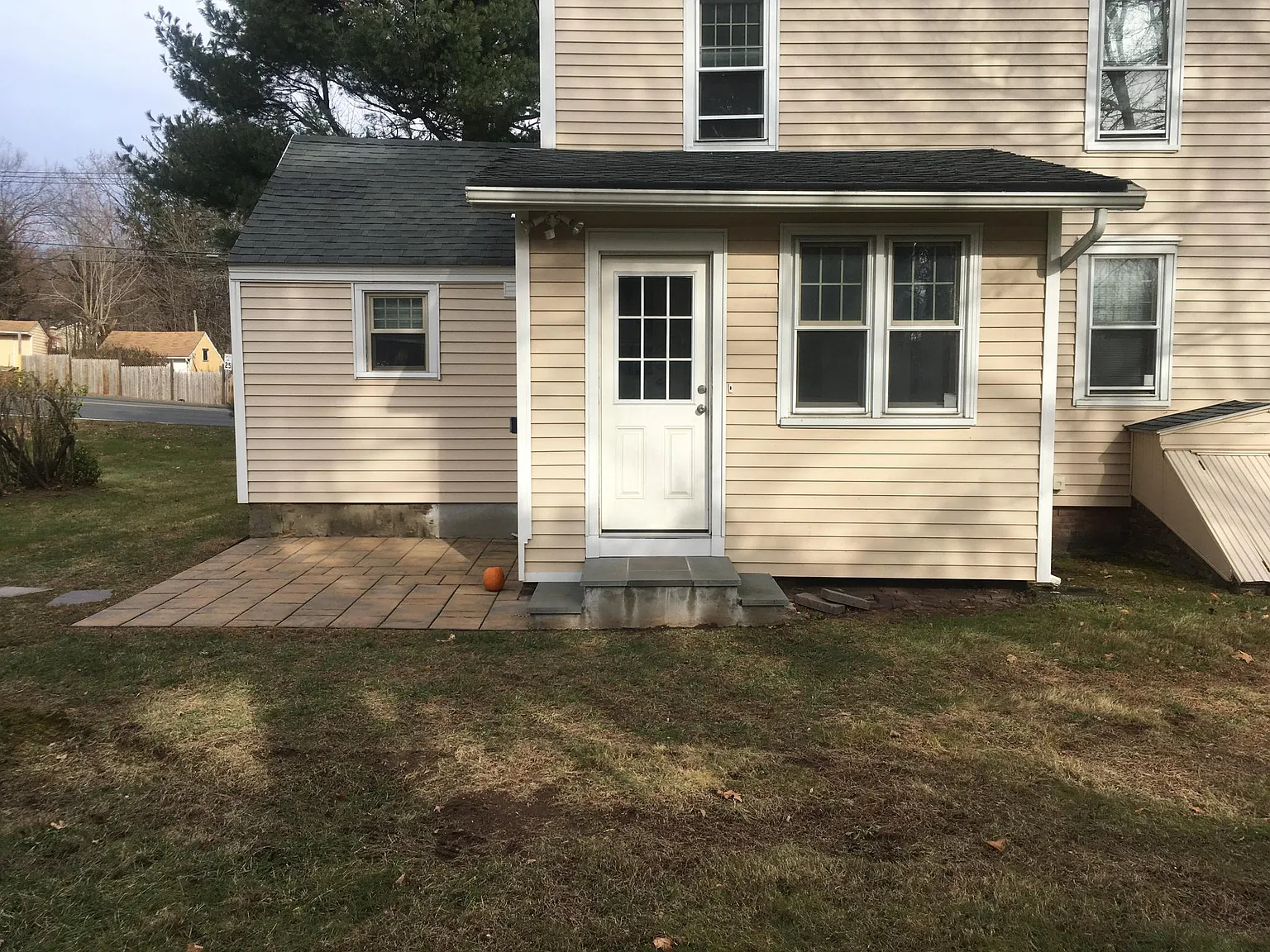 20 State St — Photo 3
