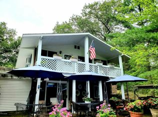 2163 Eilers Dr, Whitehall, MI 49461