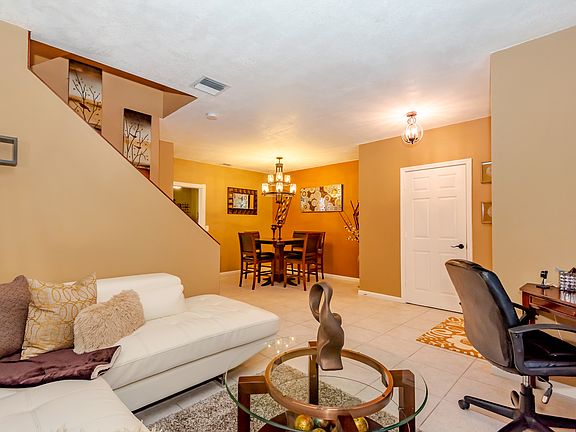 3rd image of 9540 Bradshaw Ln