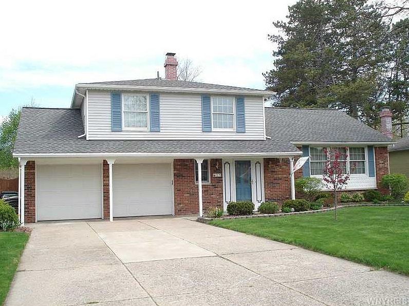 1st image of 27 Schimwood Ct