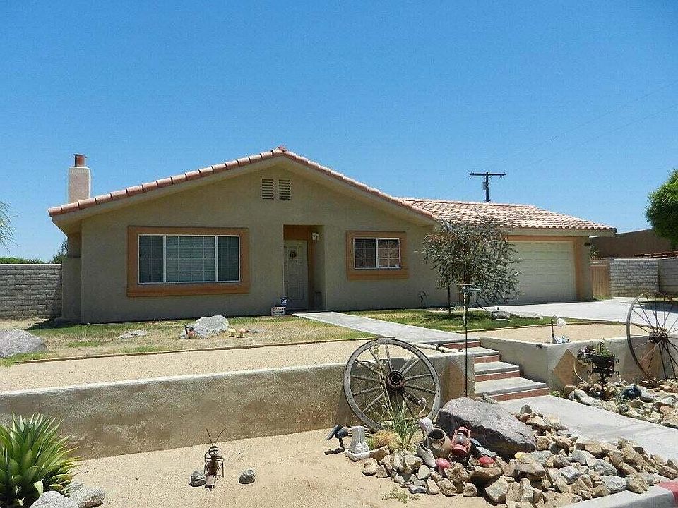 1st image of 50550 Calle Quito
