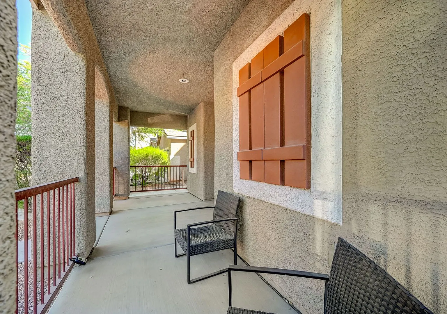 Stunning Northwest three bedroom w/ a loft! — Photo 3