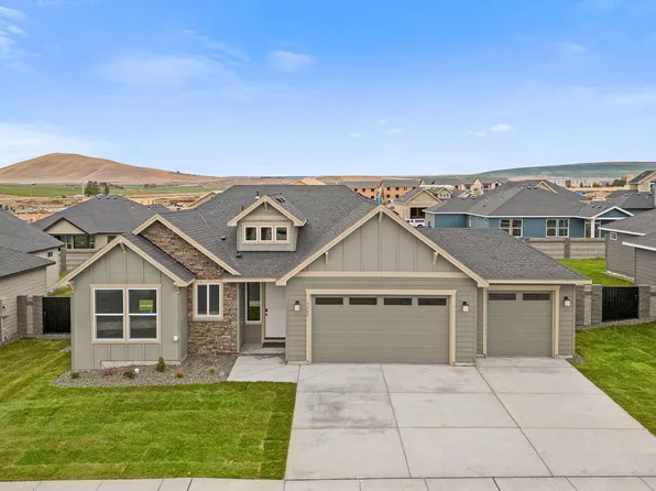 7965 Cardinal Peak St, West Richland, WA 99353