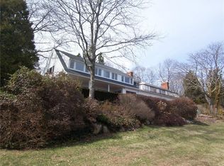 95 Lloyd Rd, Saunderstown, RI 02874