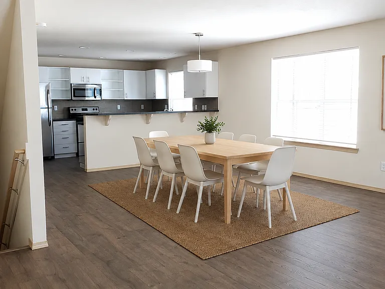 2416 SW Holden St #E — Photo 5