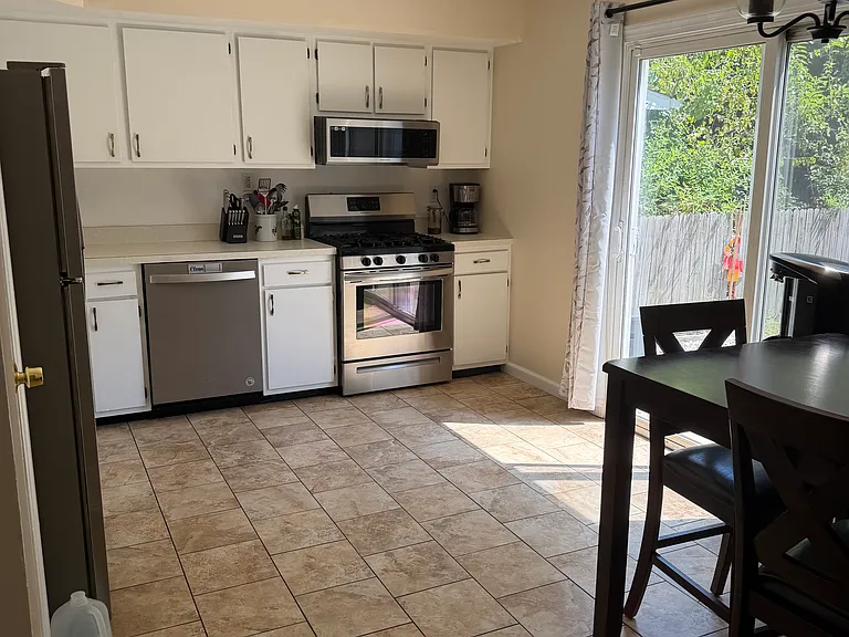 149 Shoreline Dr — Photo 9