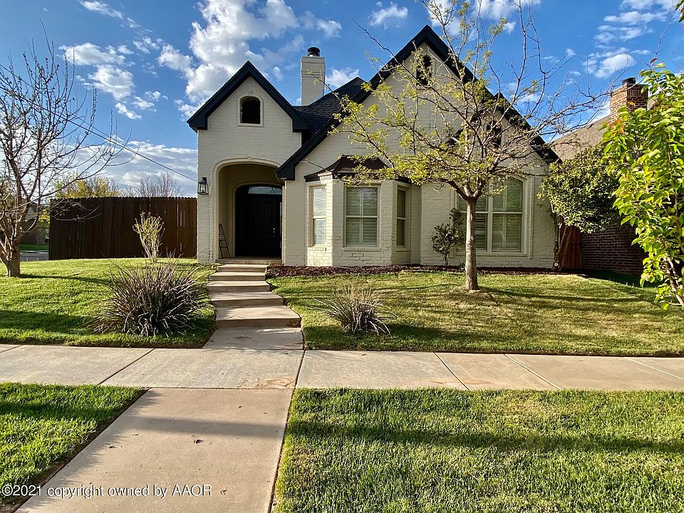 1st image of 2101 SE 42nd Ave