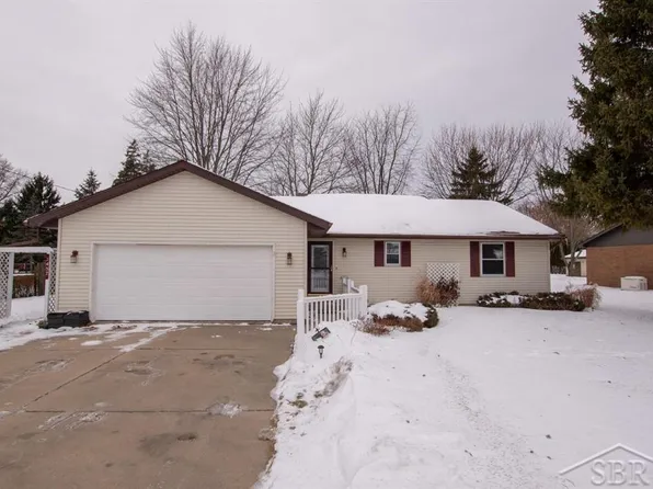1457 N Wagner Rd, Essexville, MI 48732