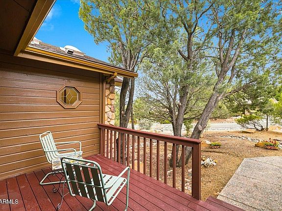 5th image of 546 DEER HORN Court