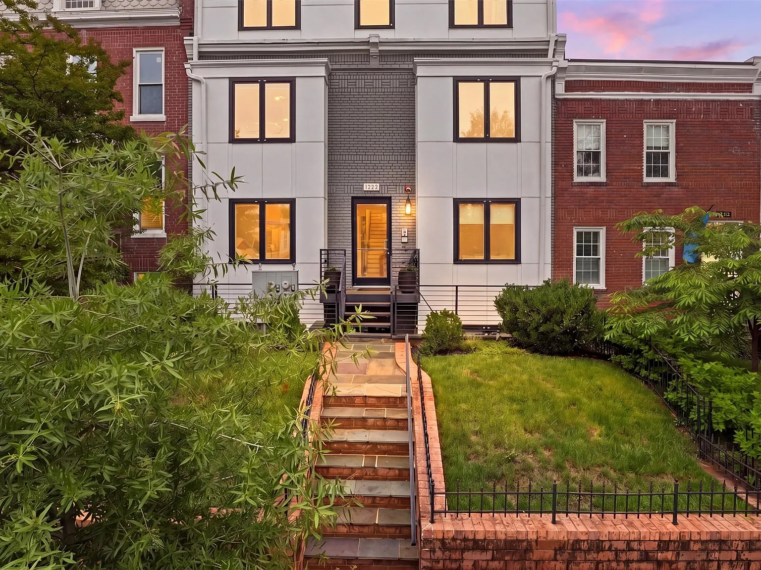 4 bed, 1685 sqft, $4,500 — Photo 1