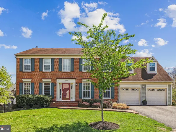 1476 Kingsvale Cir, Herndon, VA 20170