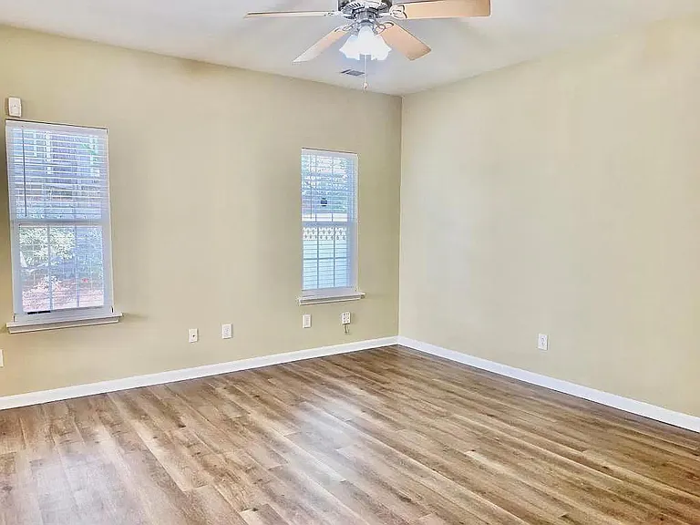 15457 Tully House Ct — Photo 4